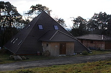 Domy typu pyramida
